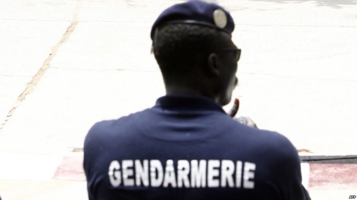 Un gendarme arrêté pour extorsion de fonds