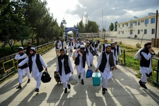 Afghanistan : les Taliban prêts à négocier après la libération prévue de 400 prisonniers