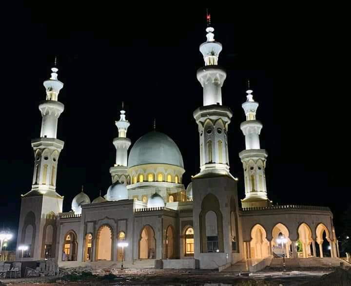 Découvrez les images de la grande Mosquée de Porokhane réhabilitée par Serigne Mountakha !