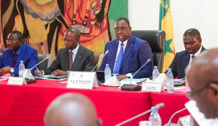 Conseil des ministres : Macky Sall relance la modernisation des ports et aéroports