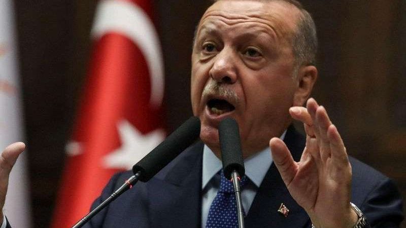 Erdogan accuse Macron de “colonialisme” et de “spectacle” au Liban