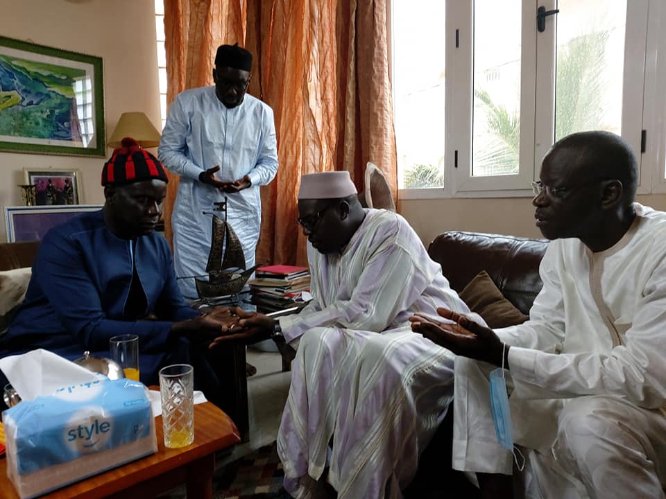 Condoléances à Tivaouane : Gakou chez Serigne Moustapha Sy…(photos)