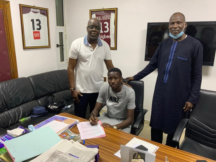 Exclu- Pape Matar Sarr signe son premier contrat professionnel avec le FC Metz !