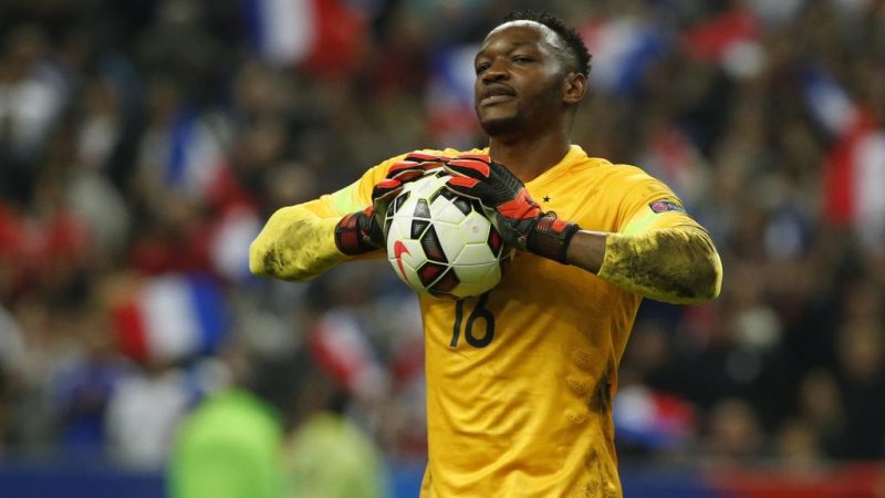 Equipe de France : Steve Mandanda positif au covid-19