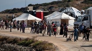 Incendie du camp de migrants de Moria: l’ONU veut que les départs s’accélèrent