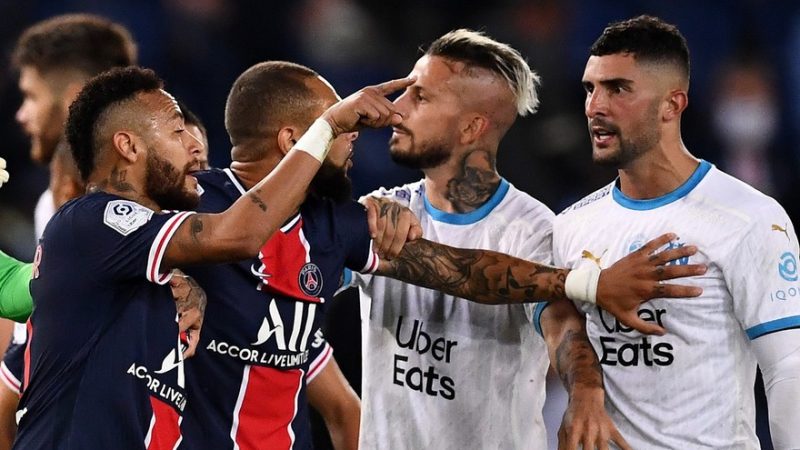 Neymar fait son mea culpa après son exclusion lors de PSG-OM et lance un appel au calme