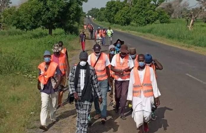 Arrêt sur image – Magal : Talla Sylla marche de Thiès à Touba