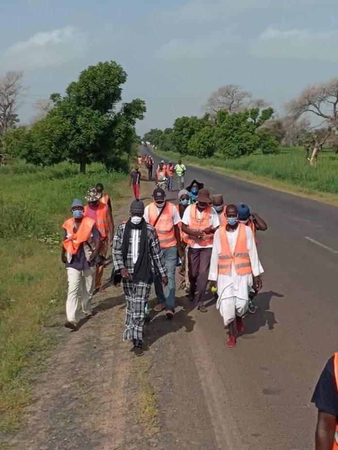 Arrêt sur image – Magal : Talla Sylla marche de Thiès à Touba