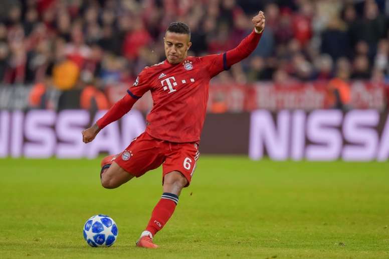 MERCATO: LIVERPOOL SIGNE LE MILIEU DU BAYERNE THIAGO ALCANTARA