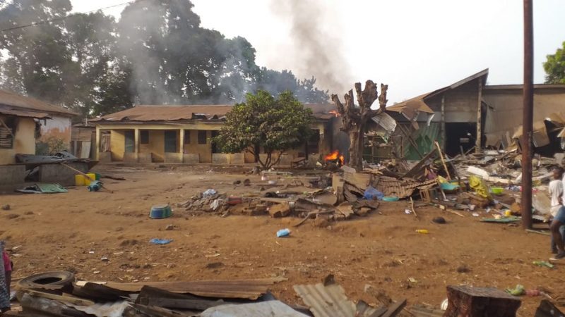 Déguerpissement musclé à Terme Sud : Une maison prend feu