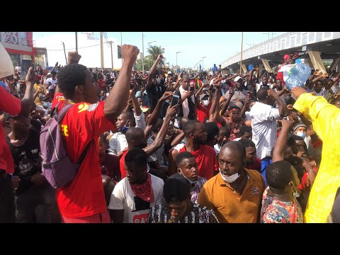 Dakar: Des Guinéens contestent les résultats de la CENI et affrontent les forces de l’ordre (Video)