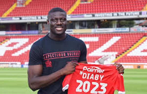 Angleterre : Le Sénégalais Bambo Diaby (Barnsley) suspendu 2 ans pour dopage