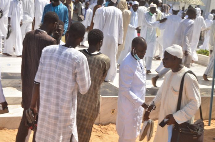 (20 photos) – Camberène : Les images de l’enterrement des 3 fils du Khalife Cherif Abdoulaye