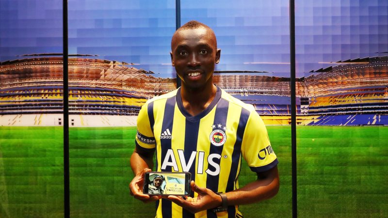 Officiel: Papiss Demba Cissé s’engage avec Fenerbahçe