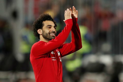 Angleterre : Ce geste généreux de Salah envers un sans-abri harcelé par des jeunes