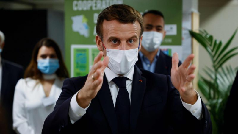 Covid-19 : Emmanuel Macron face aux Français pour dévoiler le plan d’un confinement allégé