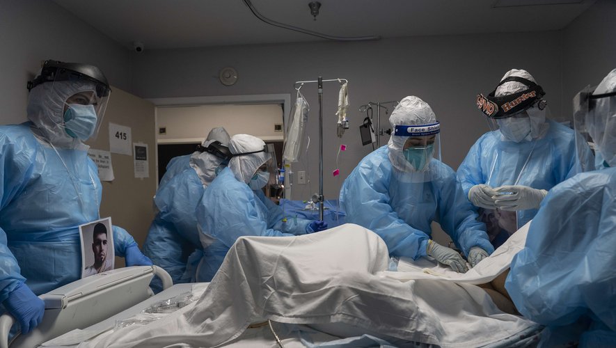 Covid-19 en France : l’épidémie a fait 426 morts à l’hôpital en 24 heures