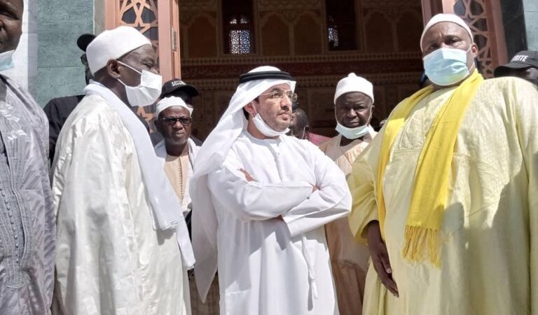 ( 10 Photos ) Le nouvel ambassadeur des Émirats Arabes-Unis à Dakar visite la Massalikoul Jinaan