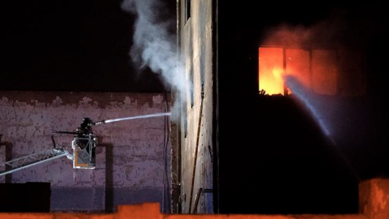 Espagne: Incendie grave dans un entrepôt où vivent des migrants sénégalais, gambien…