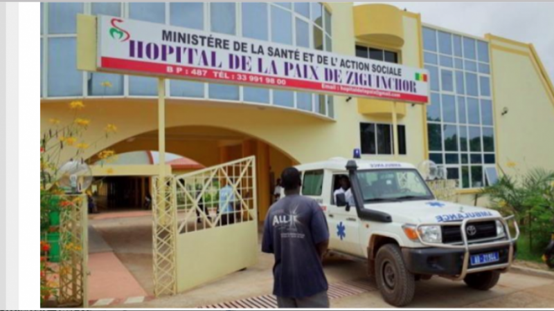 Centre hospitalier régional de Ziguinchor : Des travailleurs de l’hôpital régional «séquestrent» le directeur Martial Coly Bopp