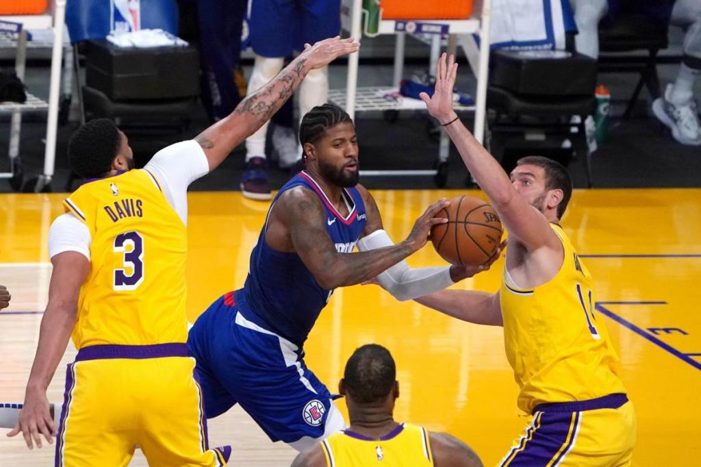 En NBA, les Clippers surprennent les Lakers d’entrée