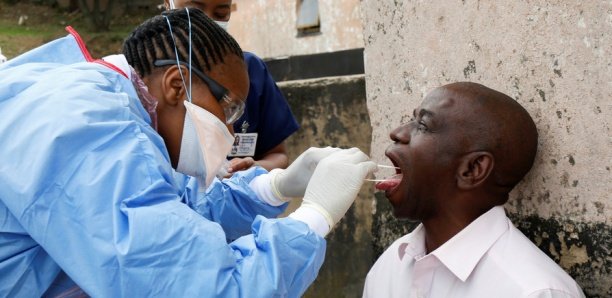 La nouvelle souche de Covid-19 va-t-elle rendre les vaccins moins efficaces?