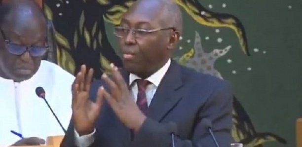 Mamadou Lamine Diallo irrite Niasse et lance un bras d’honneur aux députés de la majorité