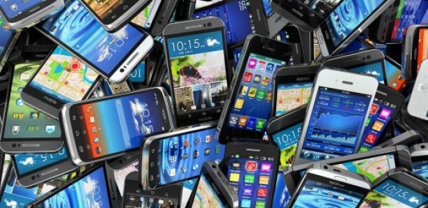 France : Vol de 120 téléphones haut de gamme, d’une valeur de 50 millions Fcfa, revendus au Sénégal