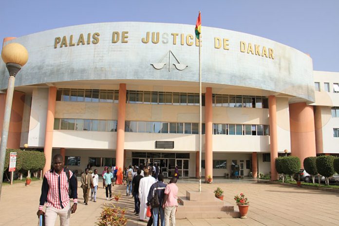 Affaire Cheikh Gadiaga: Me Clédor Ly accuse le Parquet d’avoir réécrit le délit d’injure pour lui donner un autre sens