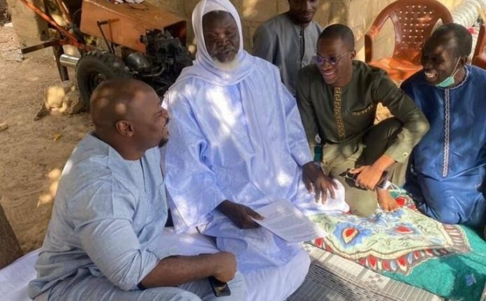 Le FRAPP et le Front multi-lutte Doyna vilipendent Macky sall chez les religieux…