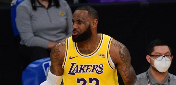 NBA : LeBron James critiqué pour avoir refusé de dire s’il se ferait vacciner ou non