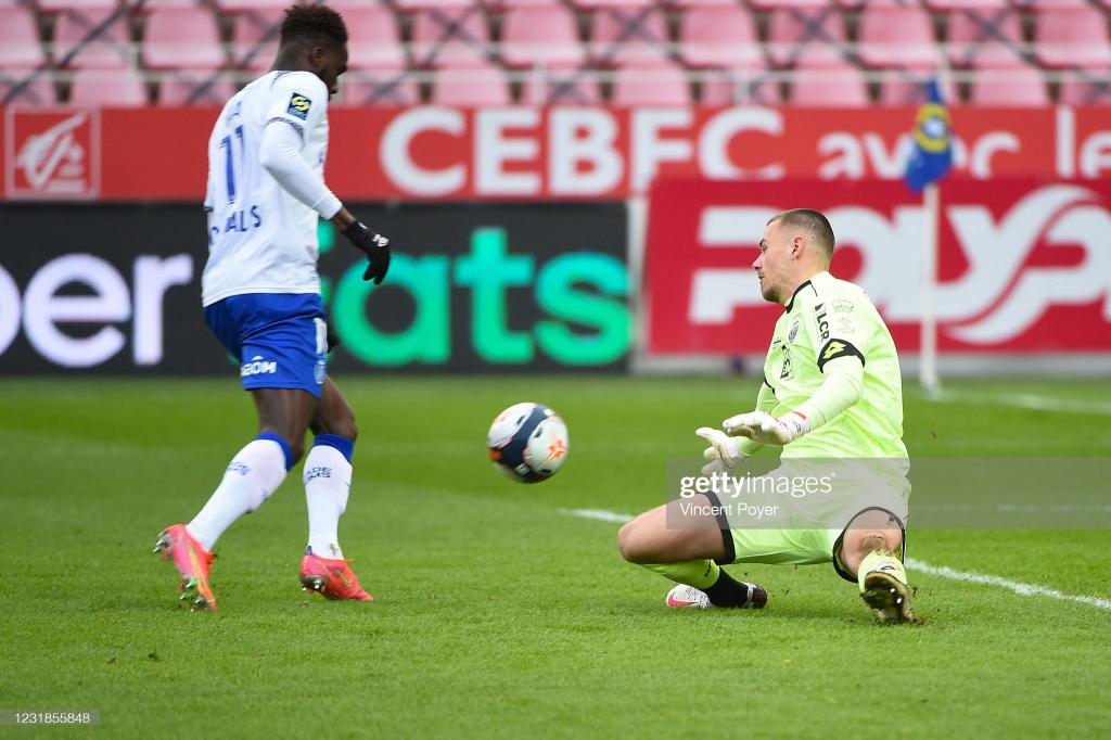 Boulaye Dia décisif avant de rejoindre la sélection