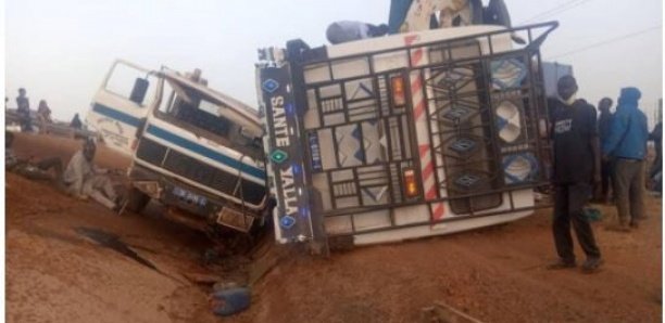 Autoroute à Péage : 3 morts dans une collision entre un bus et un camion-citerne