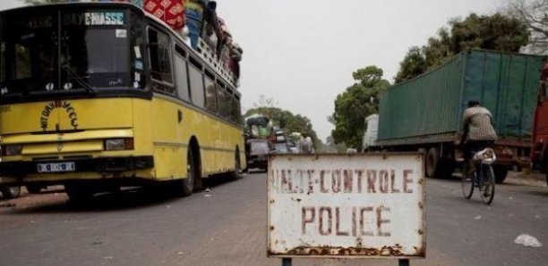 Transports: 100 camions bloqués à la frontière avec la Guinée