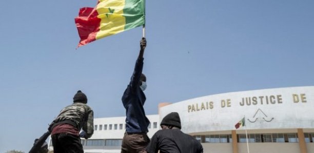 Cinq mesures pour sortir de la crise au Sénégal (Texte Collectif)