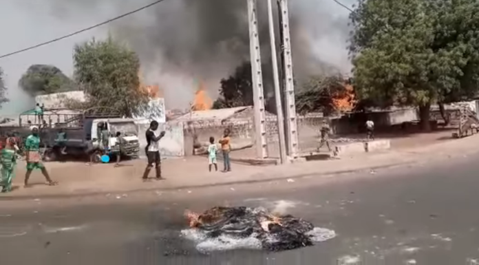 Kolda: Les postes de Gendarmerie et de Police de Manda Douane incendiés