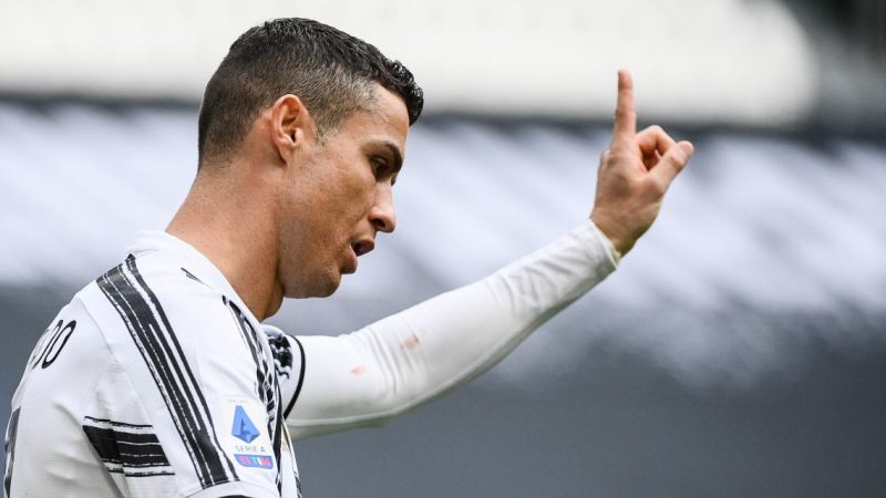 La femme qui accuse Cristiano Ronaldo de l’avoir violée lui réclamerait une somme astronomique