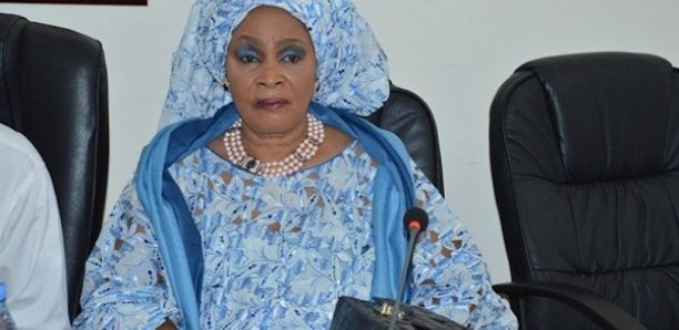 Transhumance: Aida Ndiongue rejoint officiellement Macky Sall