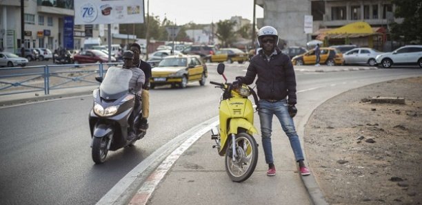 Secteur de la livraison : La Poste crie à la concurrence déloyale des «Tiak-tiak»