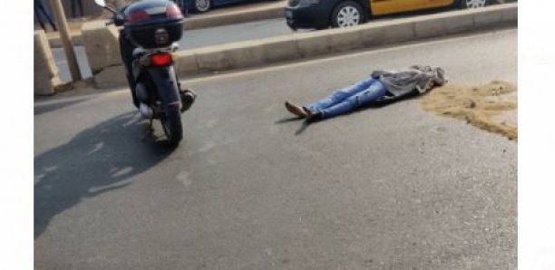 Accident mortel à Ouakam : Un homme à bord d’un scooter heurté par un taxi puis écrasé par un minicar