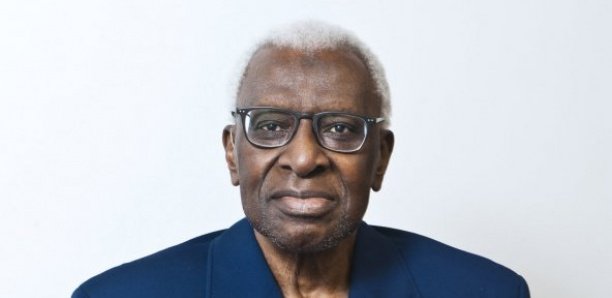 SÉNÉGAL : Lamine Diack et sa caution magique