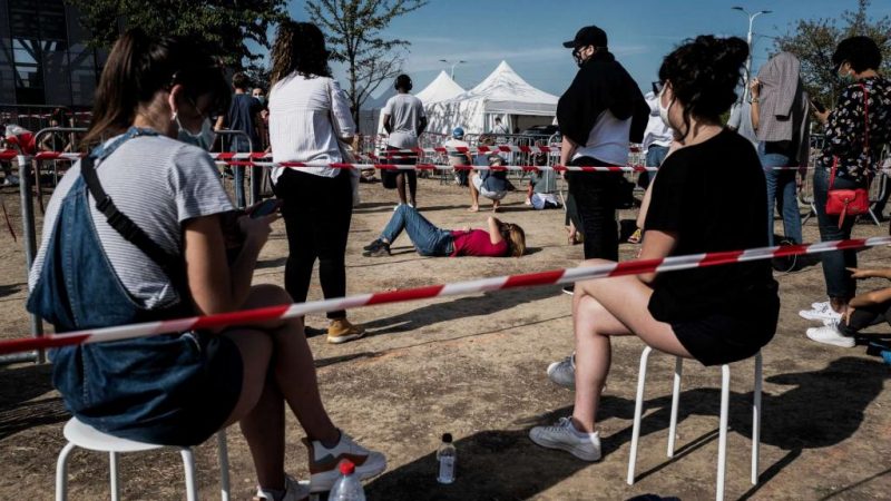 Covid-19: l’OMS met en garde contre un relâchement général face à la pandémie