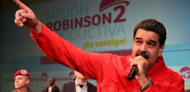 Une attaque de drones visant le président Maduro déjouée