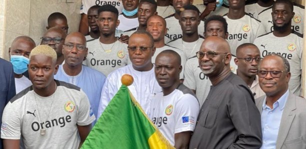 Mot de félicitation et d’encouragement à l’équipe nationale de beach soccer