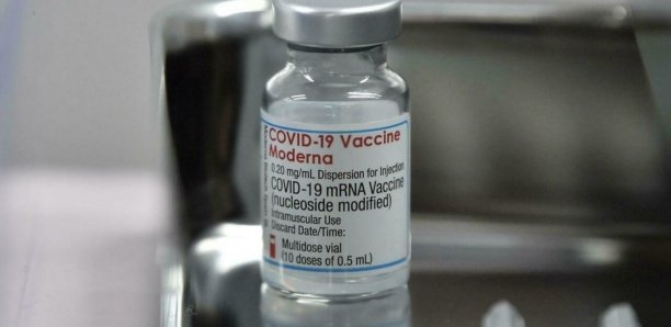 Covid-19 : 1,63 million de vaccins Moderna suspendus au Japon à cause d’une anomalie