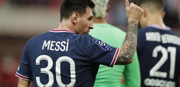 Lionel Messi, nouvelle star du PSG acclamée à Reims