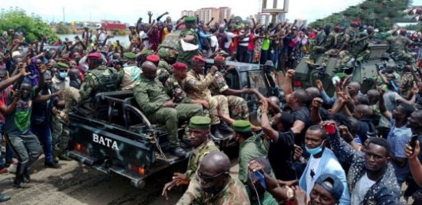 Guinée, la faiblesse d’un coup de force