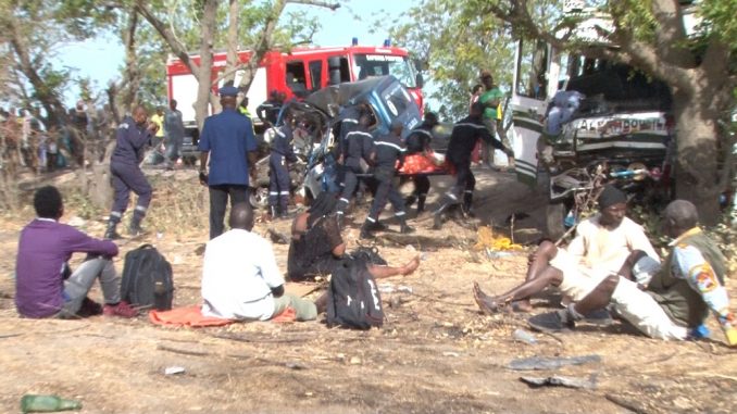 Route pour le Magal Touba : Un camion, contenant des dizaines de personnes, se renverse