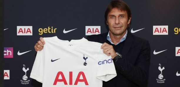 Antonio Conte officiellement à Tottenham