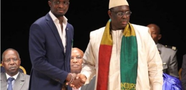 Décoré par Macky Sall : Mohamed Mbougar Sarr «extrêmement touché par cette attention»